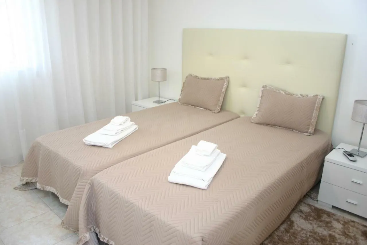 Apartmán T2 Roja Pe Olhos de Agua