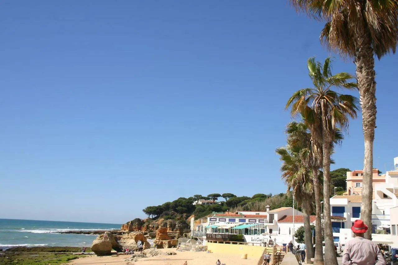 T2 Roja Pe Apartment Olhos de Agua  Portugal